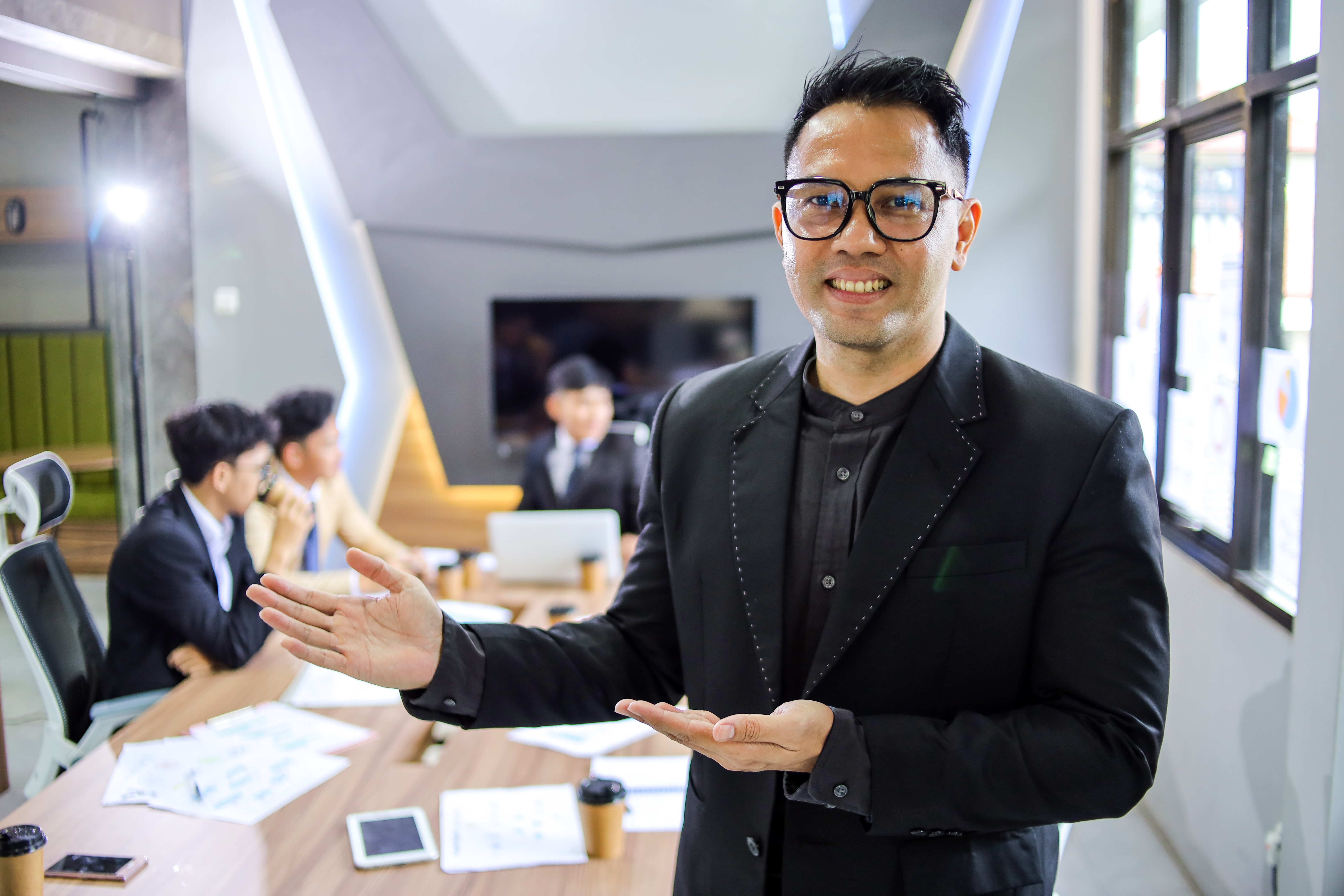 a COO for a company hired through fractional CXO services in Singapore.jpeg